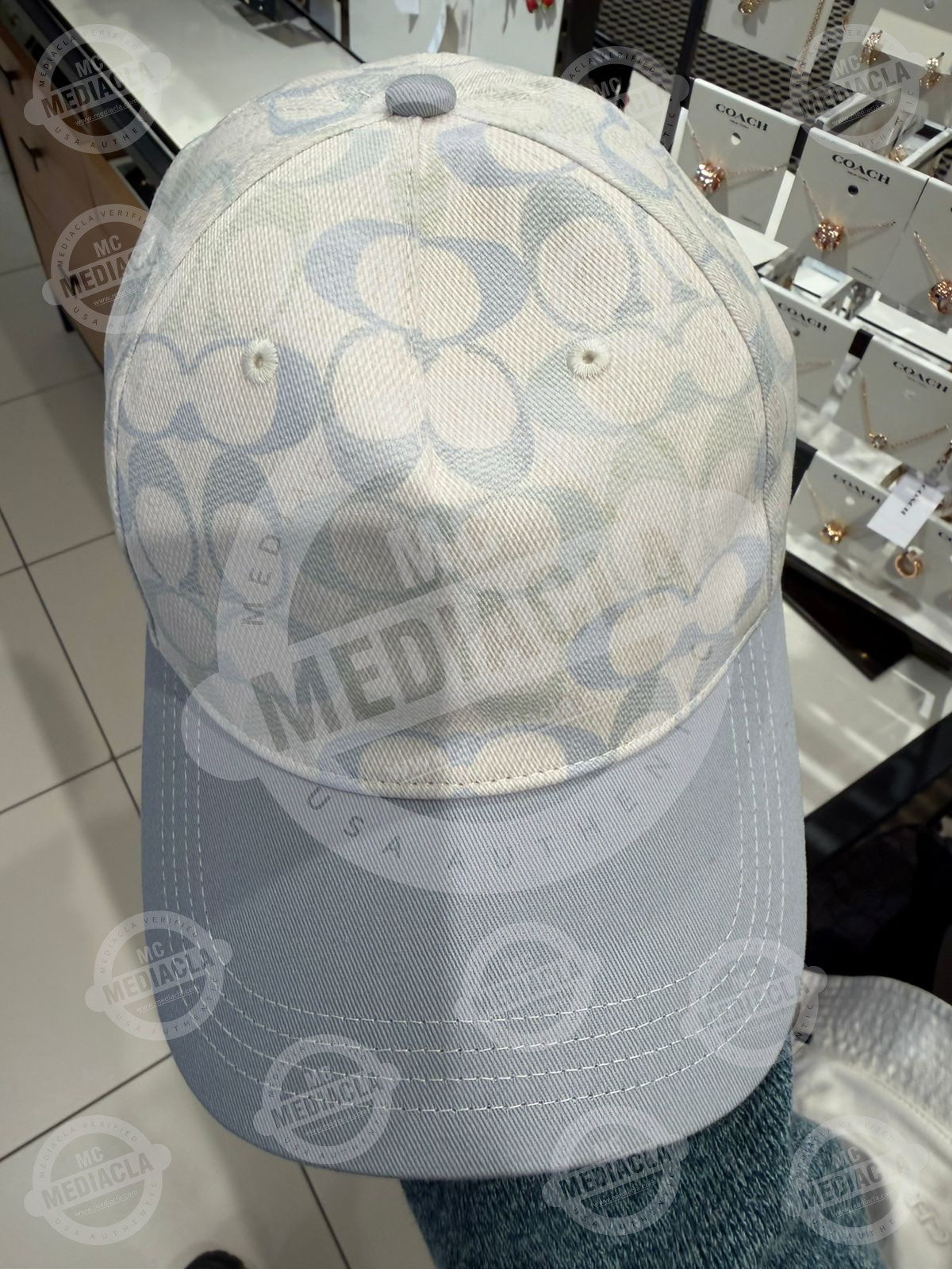 🧢 Gorra Coach Jacquard Flat Brim – Signature Premium USA (Varios colores) 2