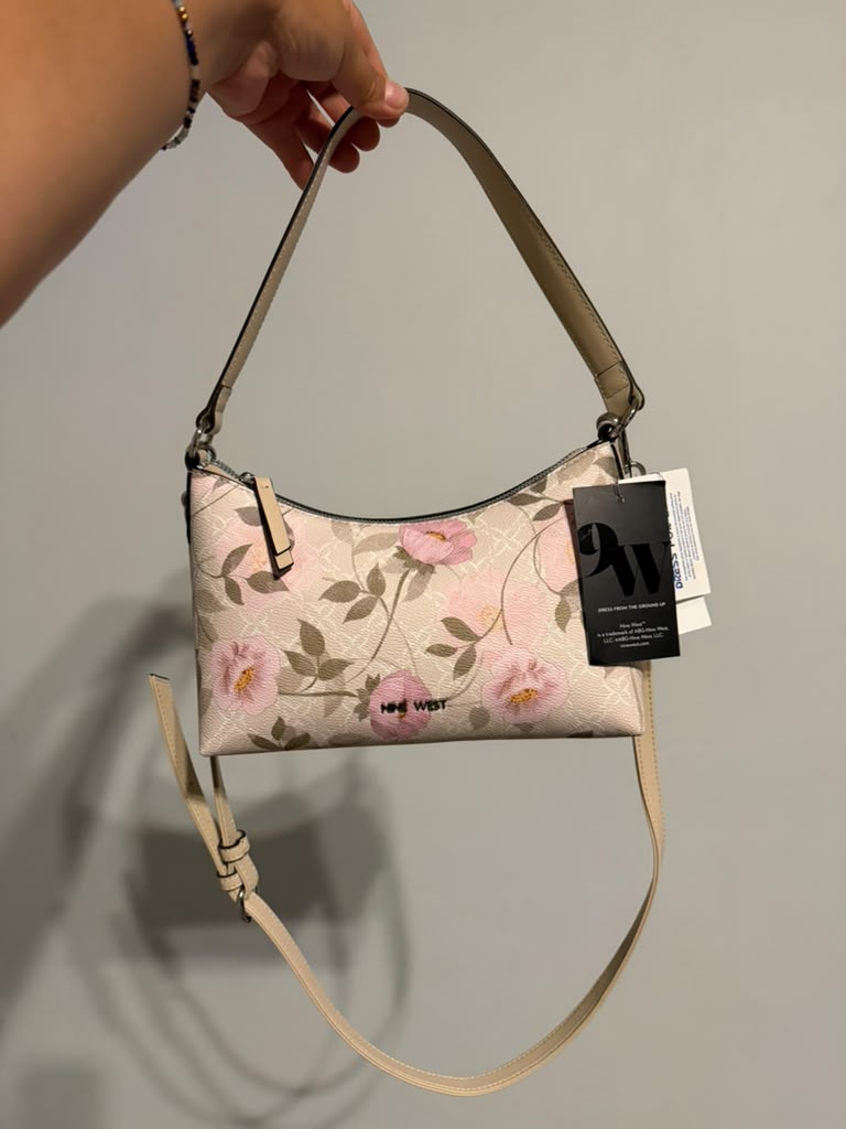 CARTERA NINE WEST MILK LOGO FLORA