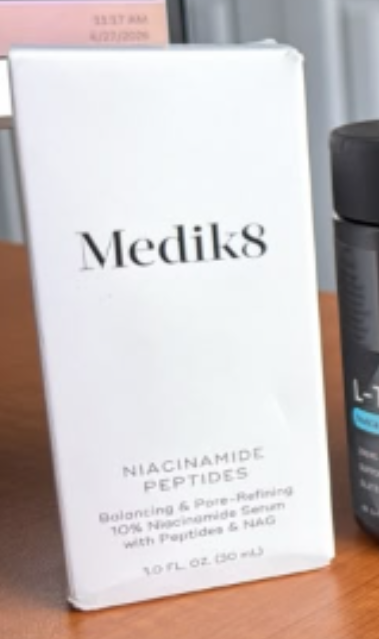 MEDIK8 - NIACINAMIDE PEPTIDES