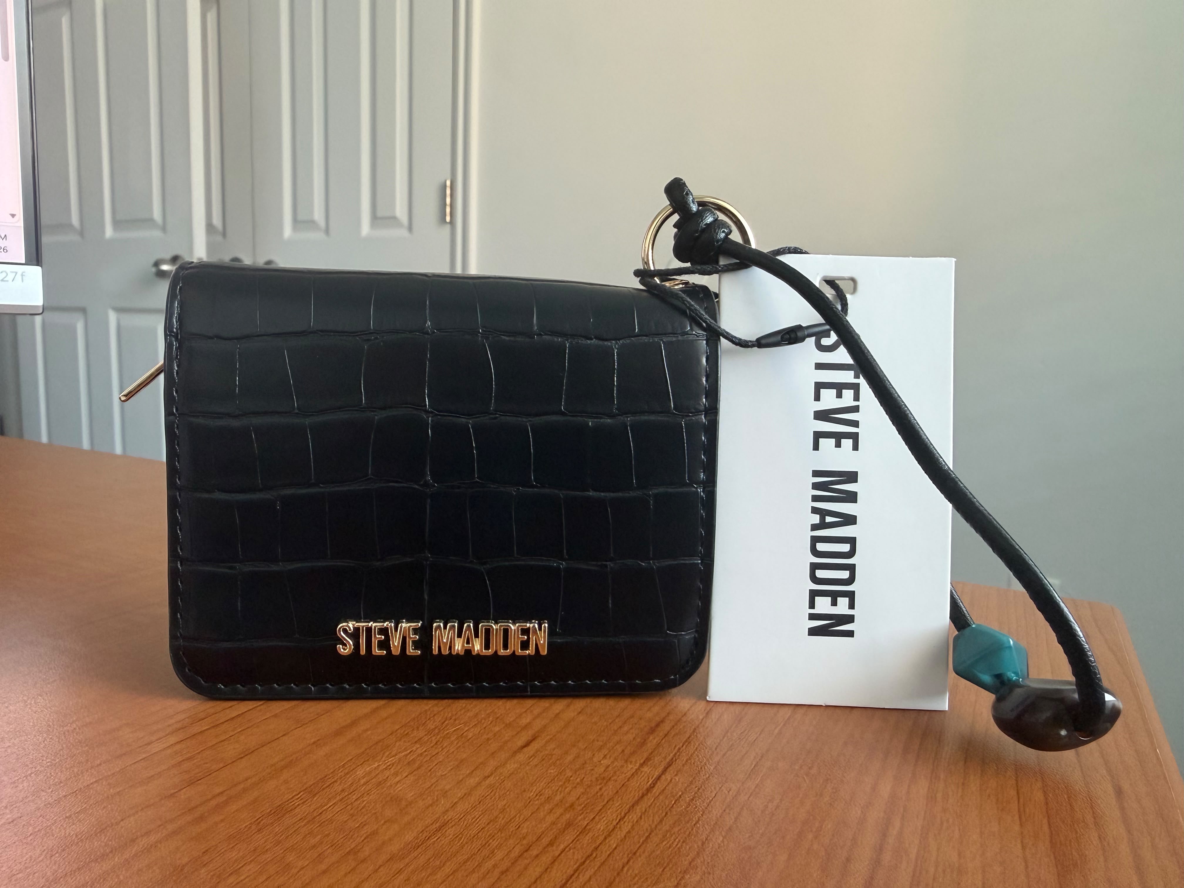 BILLETERA STEVE MADDEN COLOR BLACK